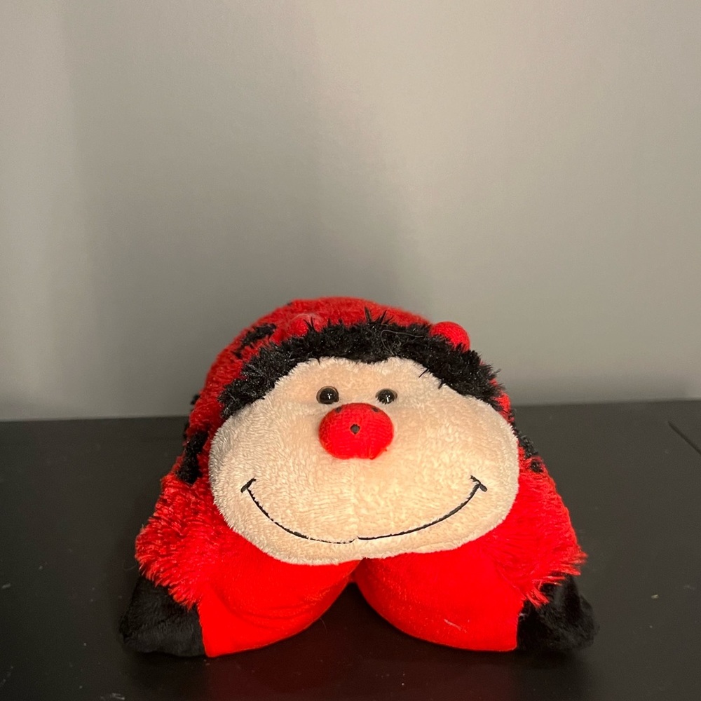 Adorable and Unused Ladybug Pillow Pet – Perfect for Cuddles and Comfort!